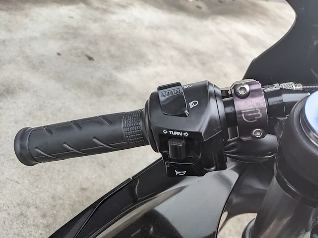Motor, honda, cbr 600rr, 2004 - afbeelding 16 van  69