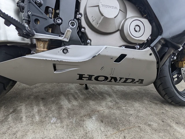 Motor, honda, cbr 600rr, 2004 - afbeelding 36 van  69