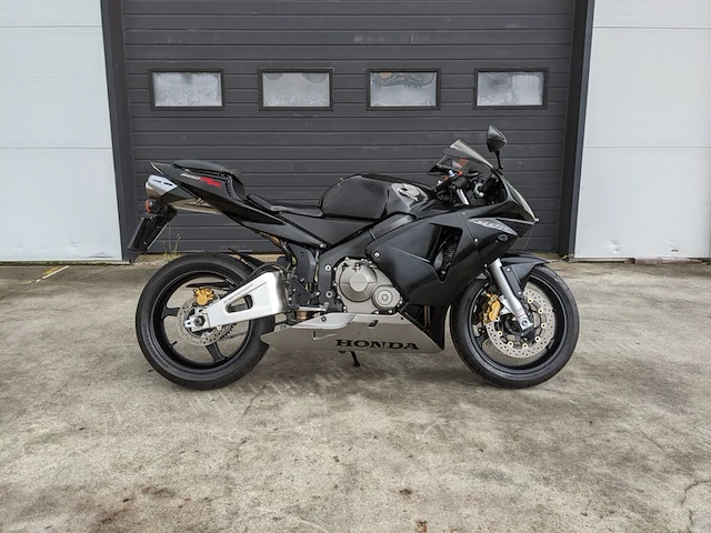 Motor, honda, cbr 600rr, 2004 - afbeelding 66 van  69