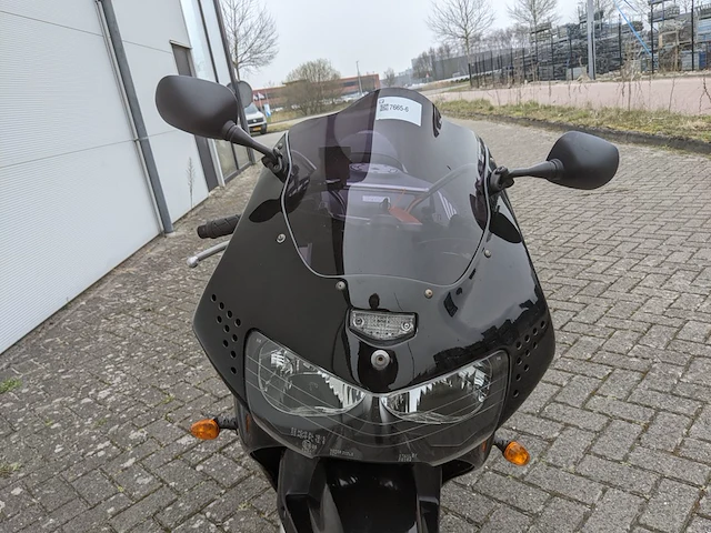 Motor honda, cbr 900rr fireblade, 1999 - afbeelding 11 van  53
