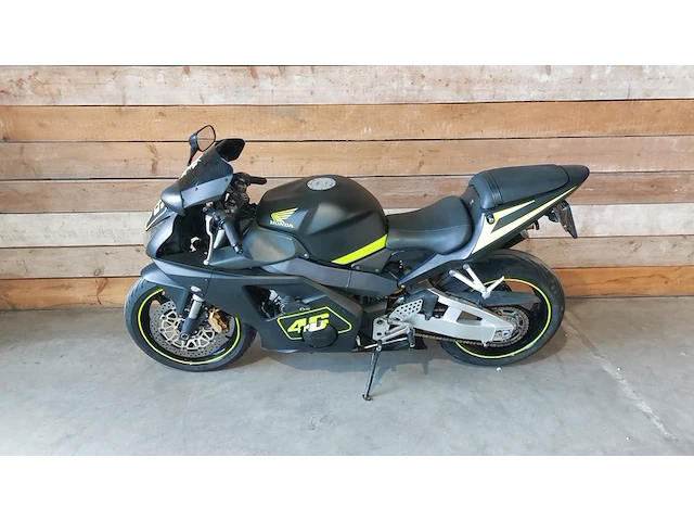 Motor, honda, cbr 900rr fireblade, 2003 - afbeelding 24 van  28