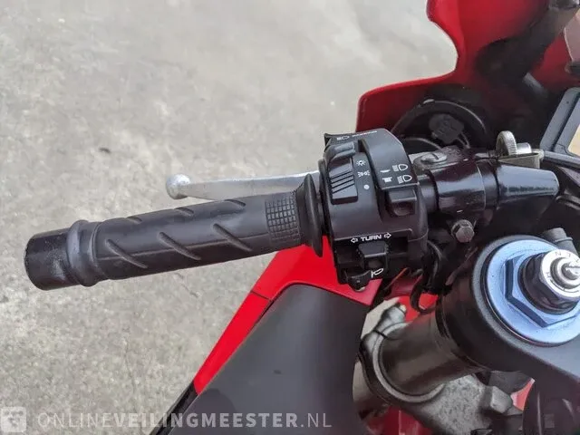 Motor honda, cbr 900rr fireblade, bouwjaar 2002 - afbeelding 7 van  24
