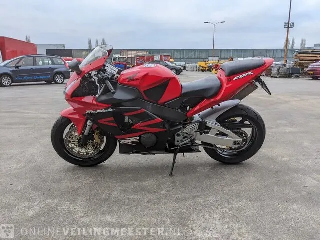 Motor honda, cbr 900rr fireblade, bouwjaar 2002 - afbeelding 20 van  24