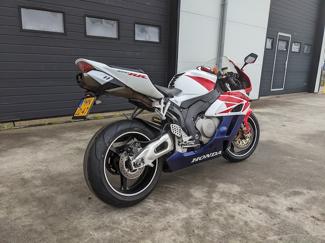 Motor honda, cbr1000rr, 2005 - afbeelding 12 van  69