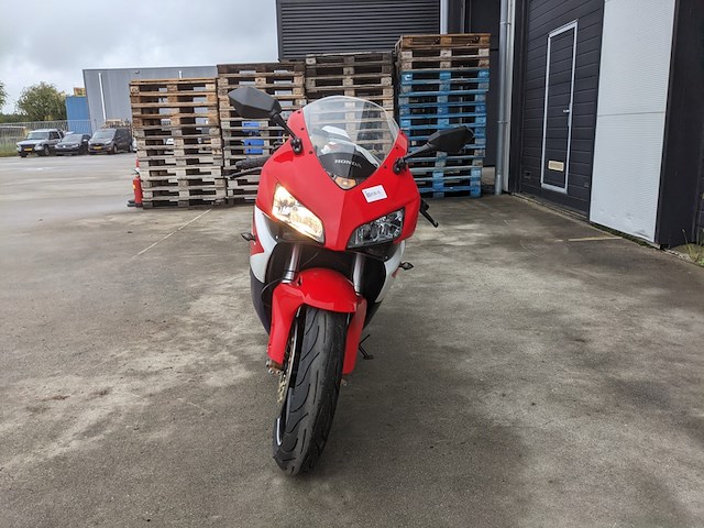 Motor honda, cbr1000rr, 2005 - afbeelding 68 van  69