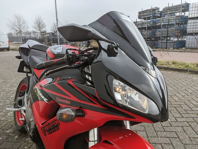 Motor honda, cbr1000rr, 2006 - afbeelding 15 van  51