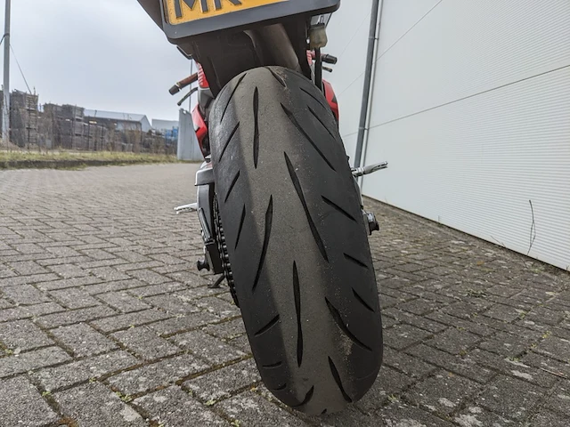 Motor honda, cbr1000rr, 2006 - afbeelding 19 van  51