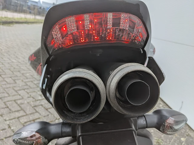 Motor honda, cbr1000rr, 2006 - afbeelding 22 van  51