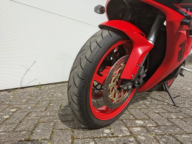 Motor honda, cbr1000rr, 2006 - afbeelding 33 van  51