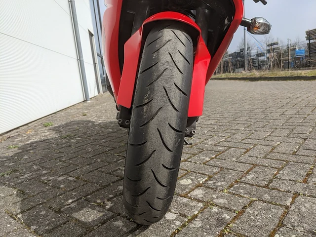 Motor honda, cbr1000rr, 2006 - afbeelding 35 van  51