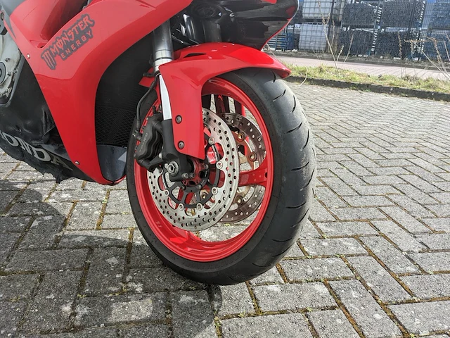 Motor honda, cbr1000rr, 2006 - afbeelding 36 van  51