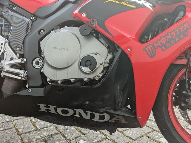 Motor honda, cbr1000rr, 2006 - afbeelding 37 van  51