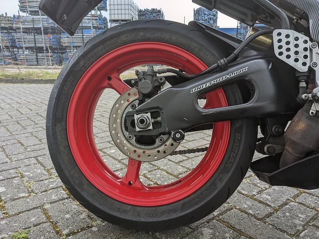 Motor honda, cbr1000rr, 2006 - afbeelding 41 van  51