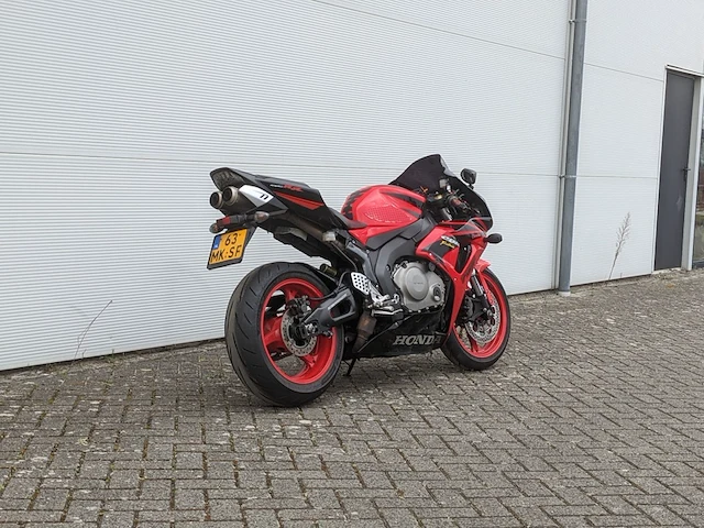Motor honda, cbr1000rr, 2006 - afbeelding 50 van  51
