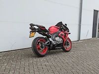 Motor honda, cbr1000rr, 2006 - afbeelding 50 van  51