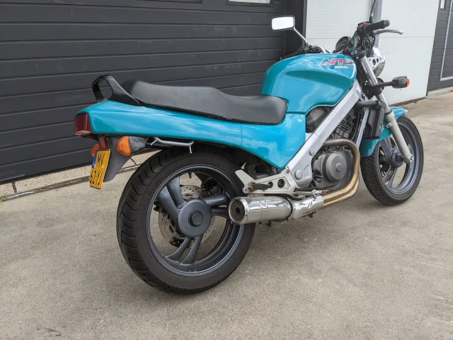 Motor, honda, ntv 650, 1996 - afbeelding 8 van  50