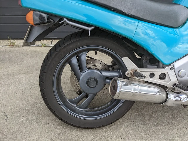 Motor, honda, ntv 650, 1996 - afbeelding 33 van  50