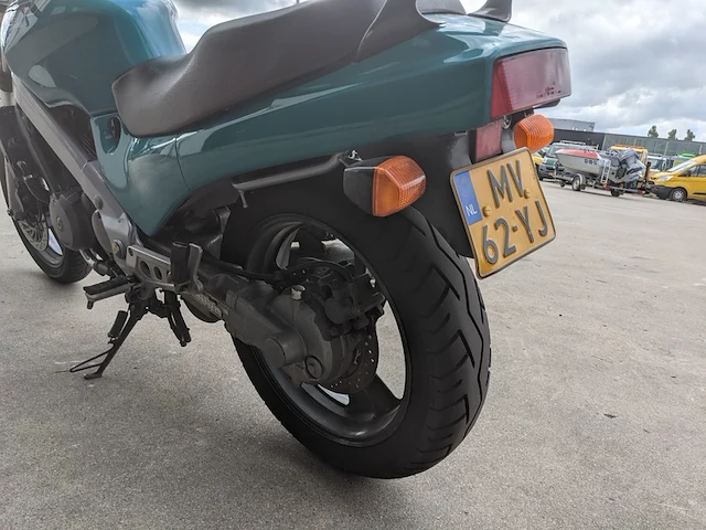 Motor, honda, ntv 650, 1996 - afbeelding 38 van  50