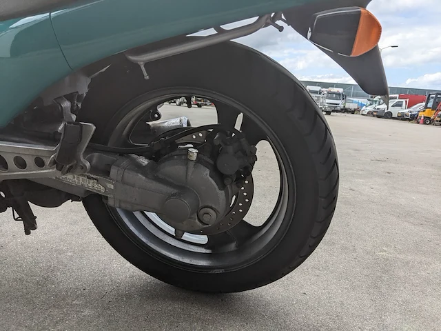 Motor, honda, ntv 650, 1996 - afbeelding 39 van  50