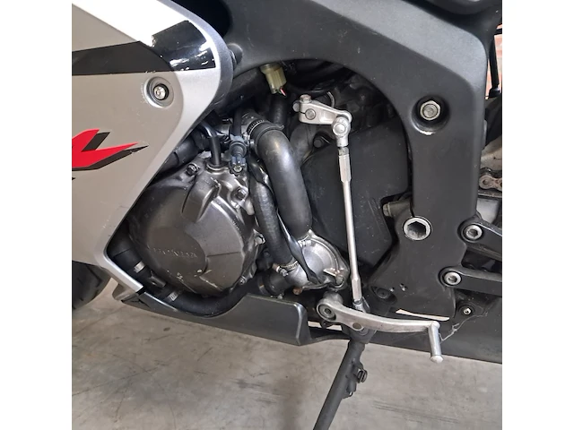 Motor, honda, sport cbr600 rr, 2005 - afbeelding 22 van  39