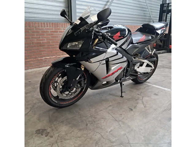 Motor, honda, sport cbr600 rr, 2005 - afbeelding 35 van  39