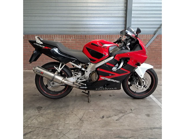 Motor, honda, sport cbr600f, 2006 - afbeelding 40 van  88