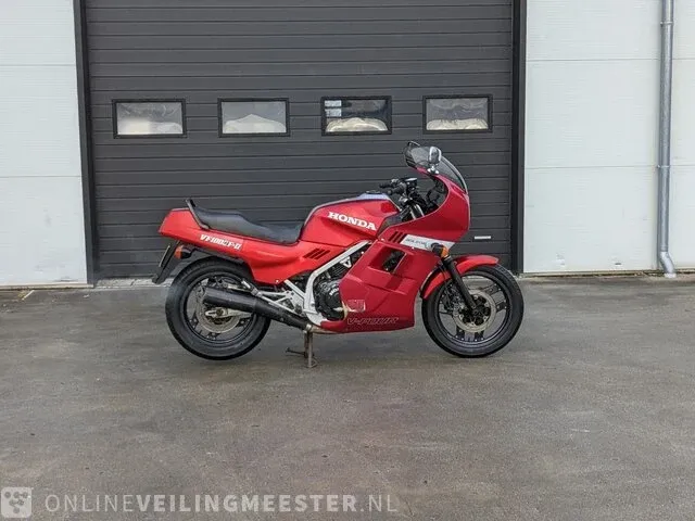 Motor honda, vf 1000 f2, bouwjaar 1989 - afbeelding 1 van  39
