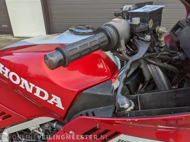 Motor honda, vf 1000 f2, bouwjaar 1989 - afbeelding 33 van  39