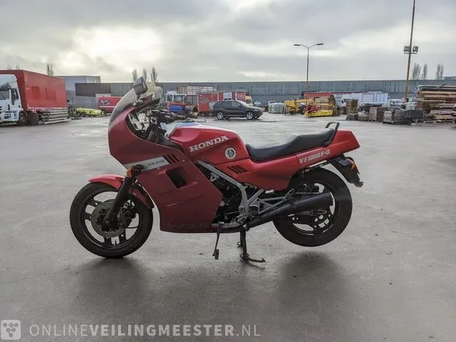 Motor honda, vf 1000 f2, bouwjaar 1989 - afbeelding 35 van  39
