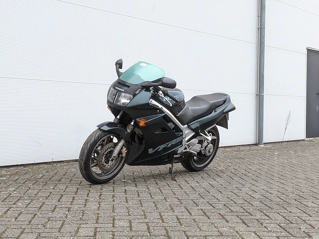 Motor honda, vfr 750 f, 1992 - afbeelding 34 van  57