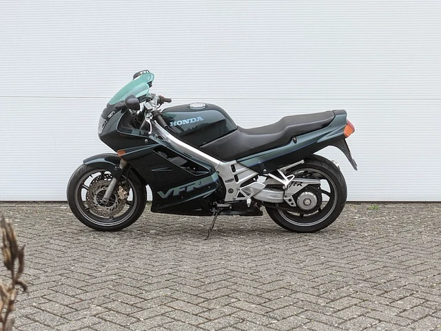 Motor honda, vfr 750 f, 1992 - afbeelding 45 van  57