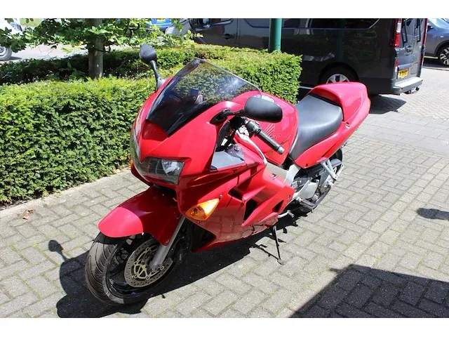 Motor honda vfr 800 fi met kenteken mb-jn-89 - afbeelding 1 van  10