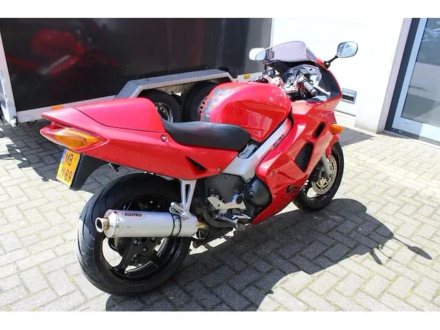 Motor honda vfr 800 fi met kenteken mb-jn-89 - afbeelding 4 van  10