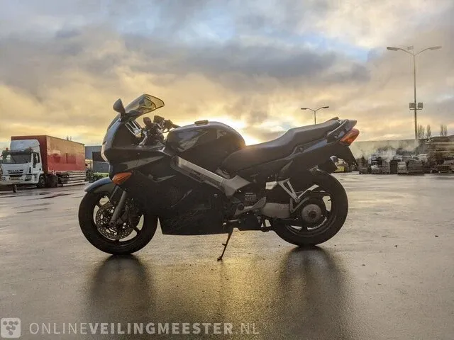 Motor honda, vfr800 fi rc46, bouwjaar 2001 - afbeelding 34 van  38