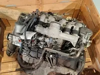 Motor in onderdelen mercedes-benz - afbeelding 2 van  7