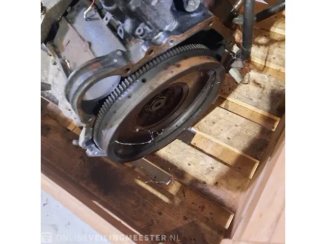Motor in onderdelen mercedes-benz - afbeelding 5 van  7