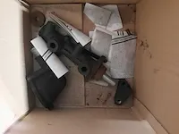 Motor in onderdelen mercedes-benz - afbeelding 4 van  12