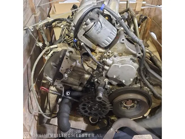 Motor in onderdelen mercedes-benz - afbeelding 6 van  12
