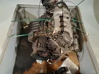 Motor in onderdelen mercedes-benz - afbeelding 5 van  12
