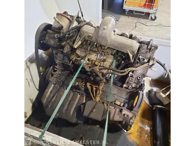 Motor in onderdelen mercedes-benz - afbeelding 6 van  12