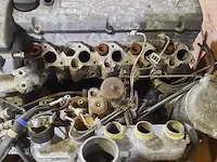 Motor in onderdelen mercedes-benz - afbeelding 3 van  11