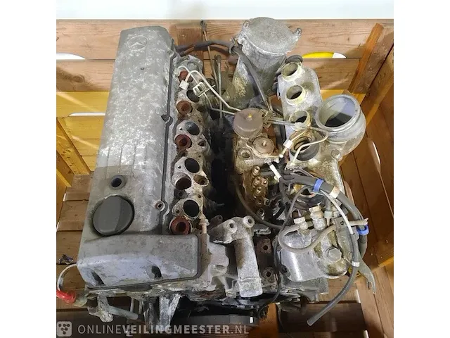 Motor in onderdelen mercedes-benz - afbeelding 6 van  11