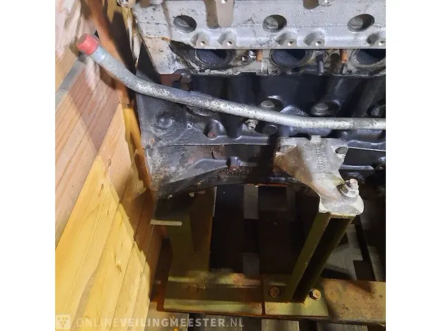 Motor in onderdelen mercedes-benz - afbeelding 9 van  11