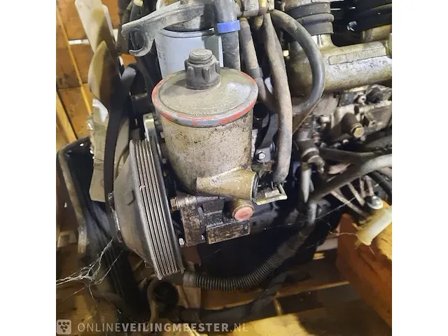 Motor in onderdelen mercedes-benz - afbeelding 9 van  11