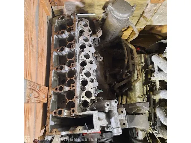 Motor in onderdelen mercedes-benz - afbeelding 7 van  12