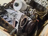 Motor in onderdelen mercedes-benz - afbeelding 12 van  12