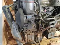 Motor in onderdelen mercedes-benz - afbeelding 8 van  11