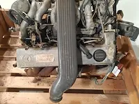 Motor in onderdelen mercedes-benz - afbeelding 9 van  11
