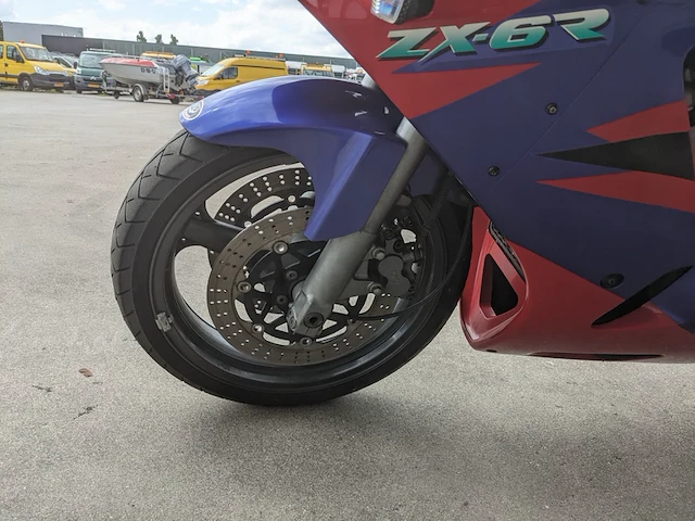 Motor, kawasaki, ninja zx-6r, 1995 - afbeelding 40 van  51