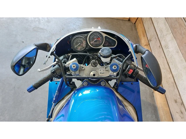 Motor, kawasaki, ninja zx-9r - afbeelding 22 van  32